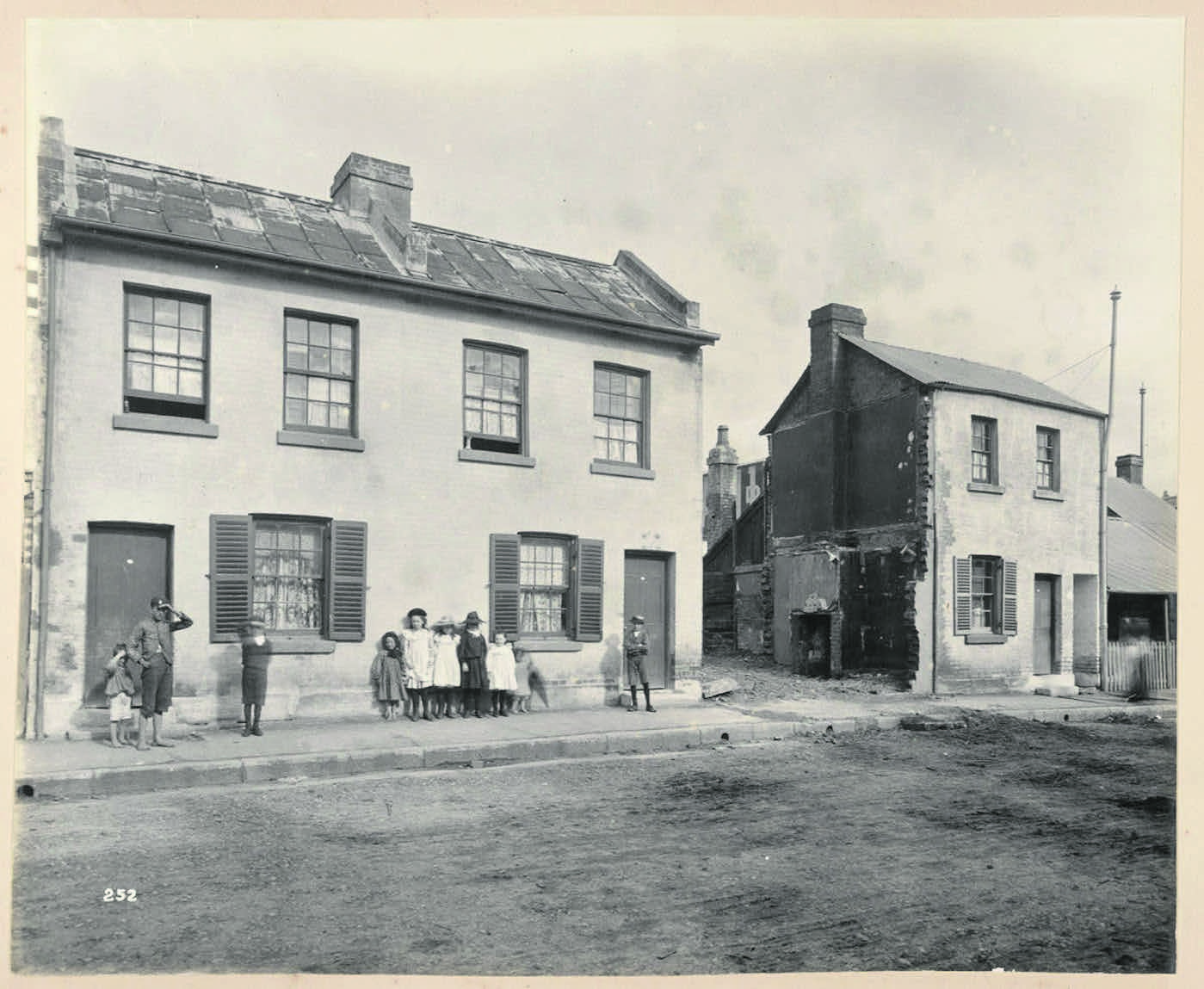 Children outside No. 248 Francis-street, Glebe. 1900 Source: Mitchell Library, State Library of New South Wales